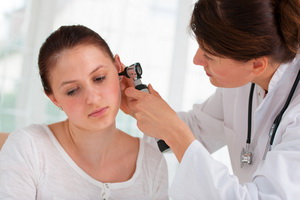 Холестеатома уха: признаки, осложнения и лечение