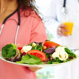Питание при болезнях желудка и кишечника: правила и меню диет