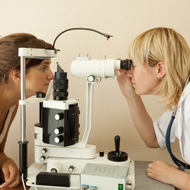 Сухая макулодистрофия сетчатки глаза симптомы